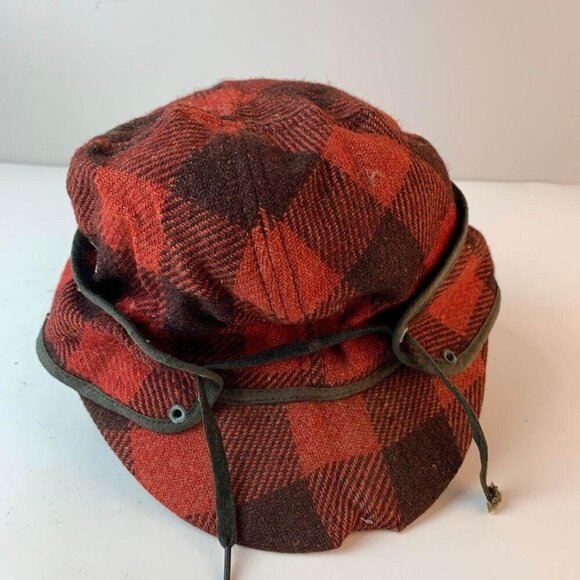 Vintage Quality De Luxe Men’s Red Plaid Winter Hat - Picture 2 of 8
